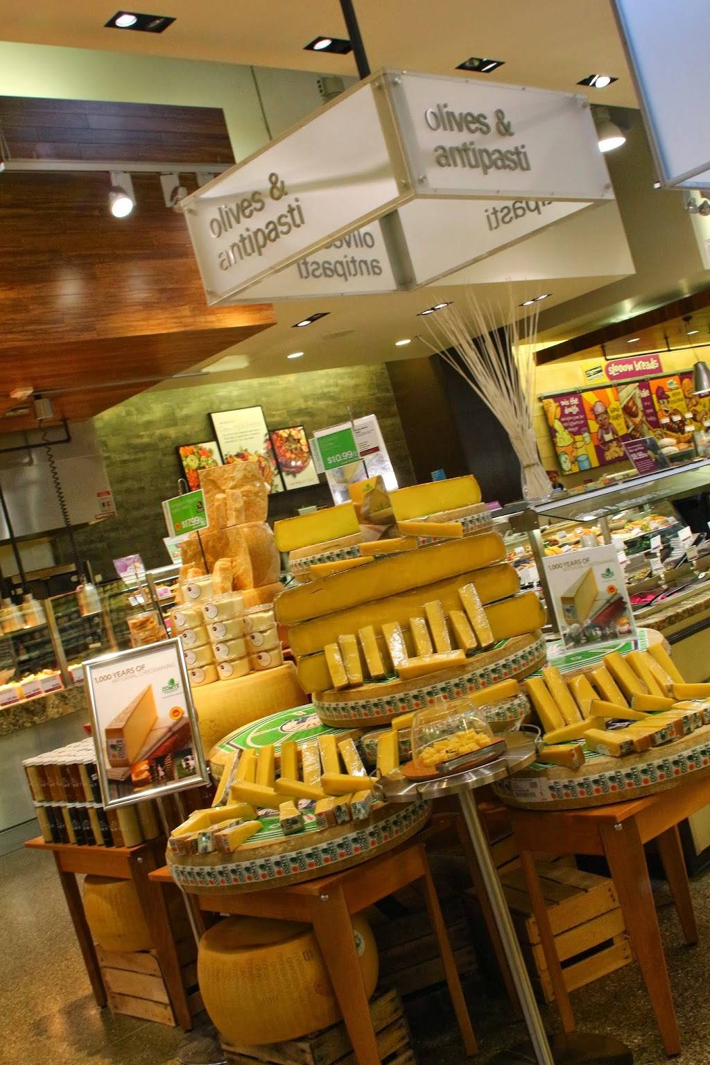 Plum Market | restaurant | 6565 Orchard Lake Rd, West Bloomfield Township, MI 48322, USA | 2486267000 OR +1 248-626-7000