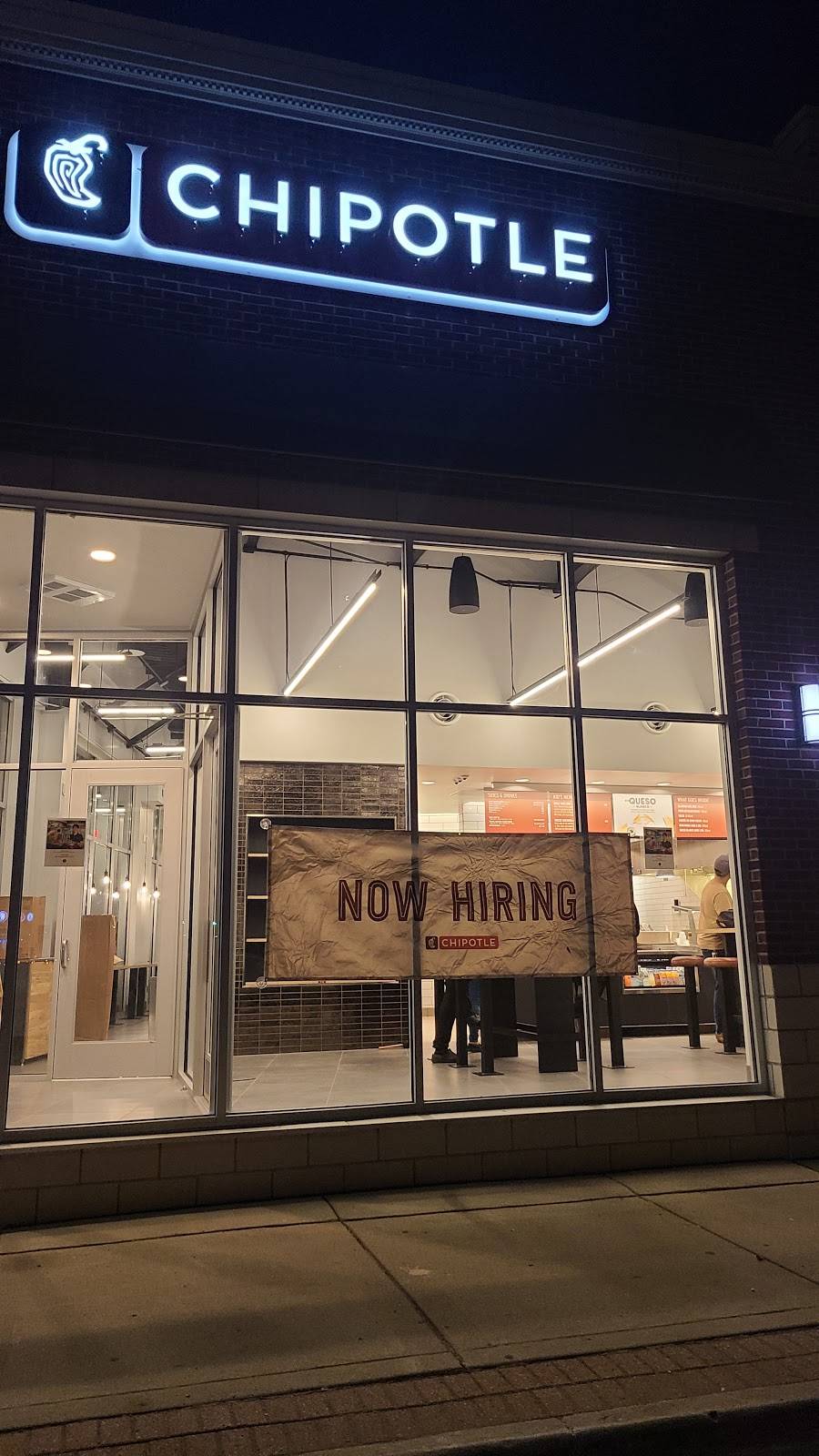 Chipotle Mexican Grill | restaurant | 23123 Woodward Ave, Ferndale, MI 48220, USA | 2486546865 OR +1 248-654-6865