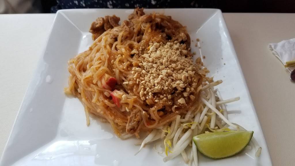 Chop Stick Cafe | restaurant | 207 N Kent St, Winchester, VA 22601, USA | 5404508691 OR +1 540-450-8691