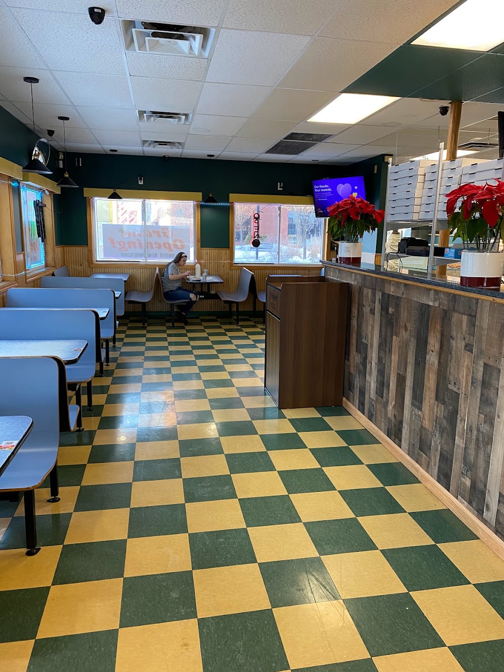 Makarios Kitchen | restaurant | 219 Highland Ave, Fitchburg, MA 01420, USA | 9784007872 OR +1 978-400-7872