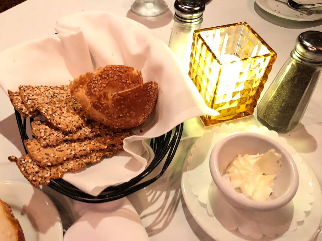 Paces Steak House | restaurant | 325 Nesconset Hwy, Hauppauge, NY 11788, USA | 6319797676 OR +1 631-979-7676