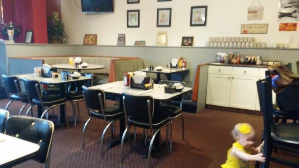 Nortons Sports Bar | restaurant | 1824 Main St, Dunedin, FL 34698, USA | 7277331840 OR +1 727-733-1840