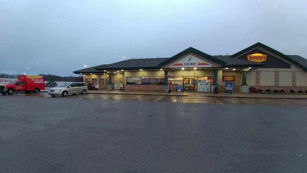 Flying J Travel Center | restaurant | 2226 N Main St, Hubbard, OH 44425, USA | 3305343774 OR +1 330-534-3774