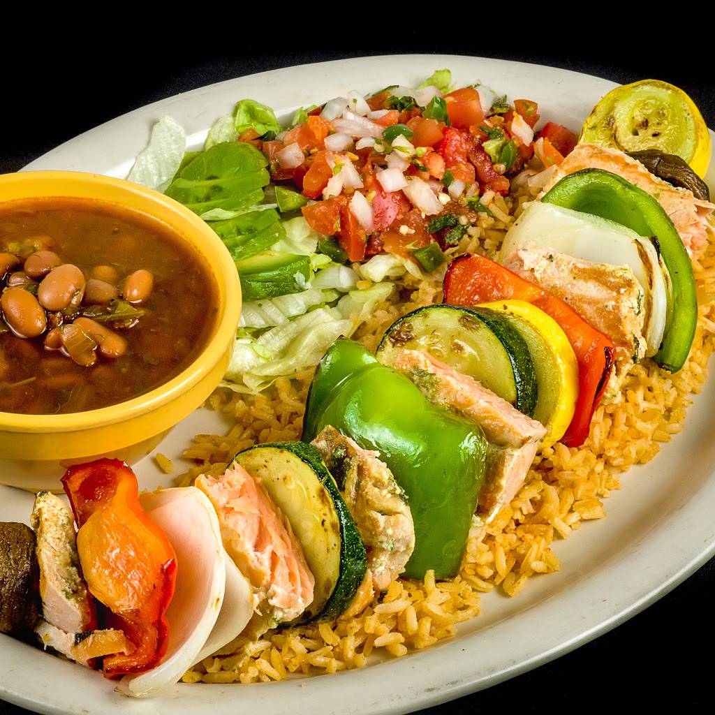 Lunas Mexican Restaurant | restaurant | 6555 South Shore Blvd, League City, TX 77573, USA | 2813340300 OR +1 281-334-0300