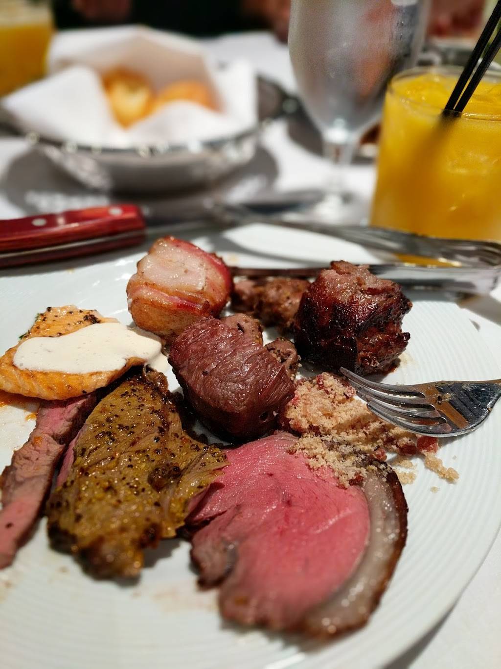 Brasas Do Brasil | restaurant | 1631 Willow Pass Rd, Concord, CA 94520, USA | 9258223474 OR +1 925-822-3474