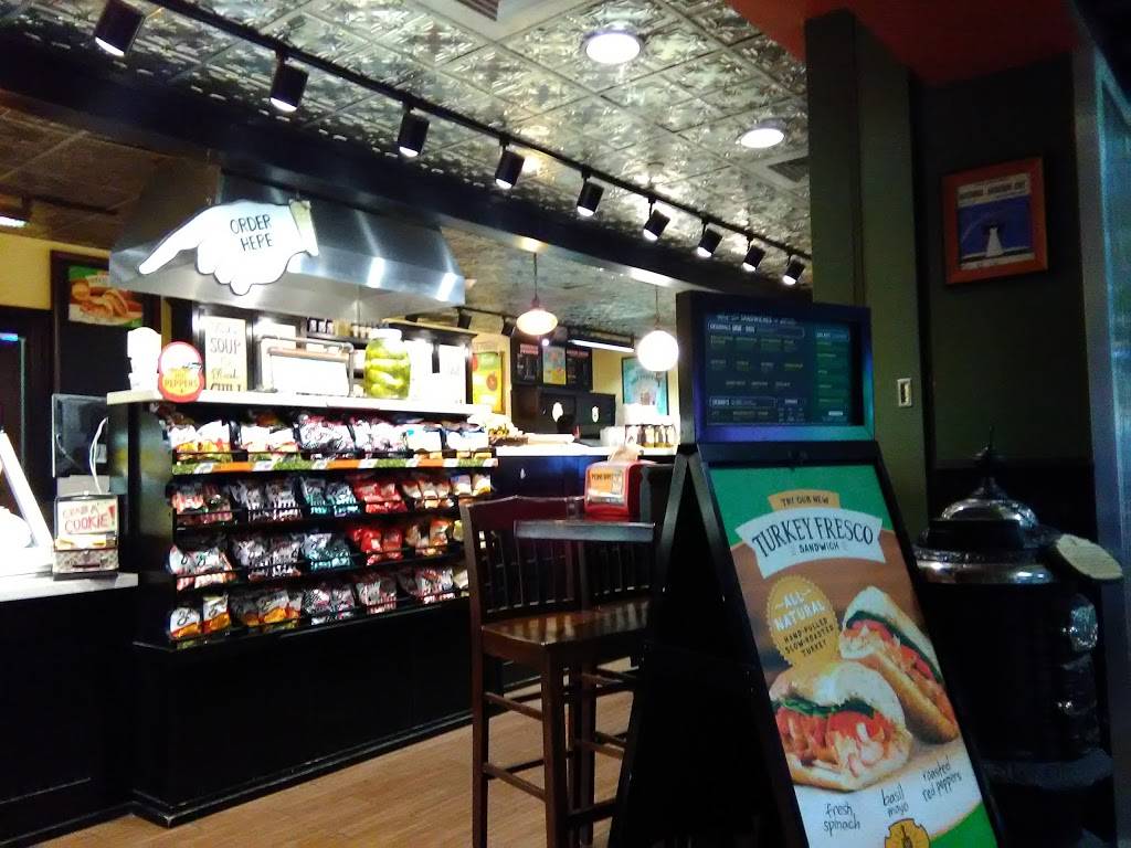Potbelly Sandwich Shop | restaurant | Dulles Intl Airport - Terminal D Room DM-200A, Building 2472 Dulles VA US 20166, Main Terminal, Saarinen Cir, Dulles, VA 20166, USA | 7035526025 OR +1 703-552-6025