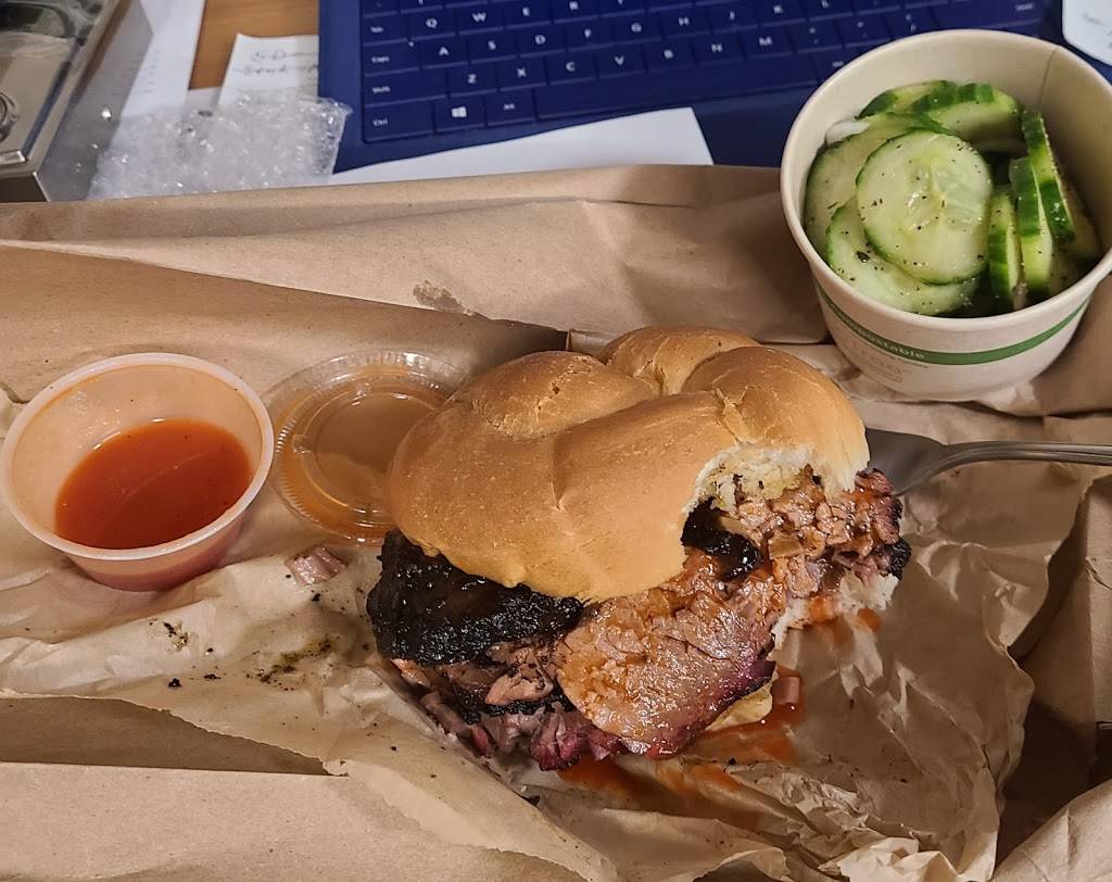 B.T.s Fried Chicken and BBQ | restaurant | 318 Park Ave, Worcester, MA 01609, USA | 7745306152 OR +1 774-530-6152