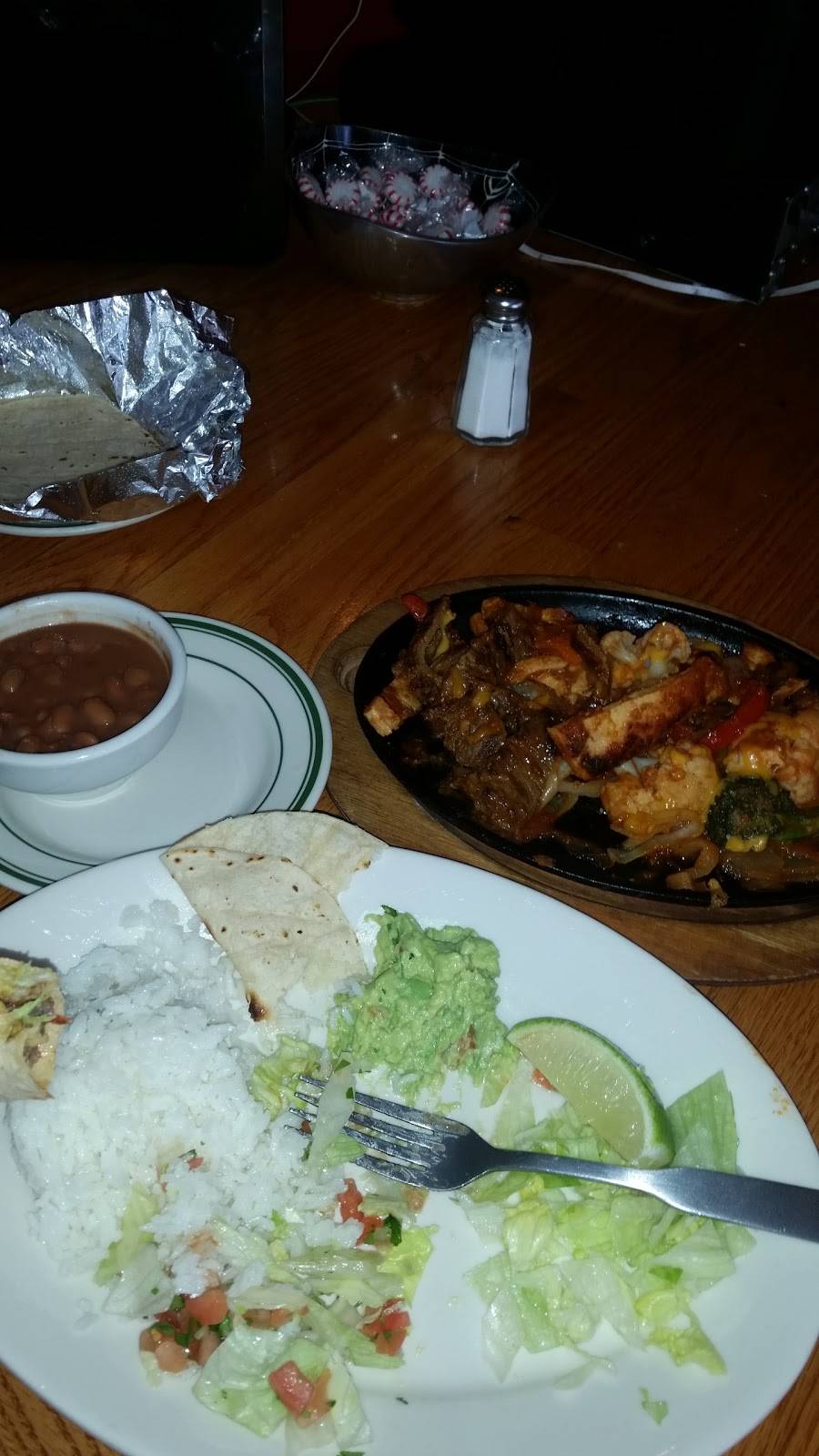 Fajitas Sport Bar | restaurant | 46 Revere St, Revere, MA 02151, USA | 7812899192 OR +1 781-289-9192