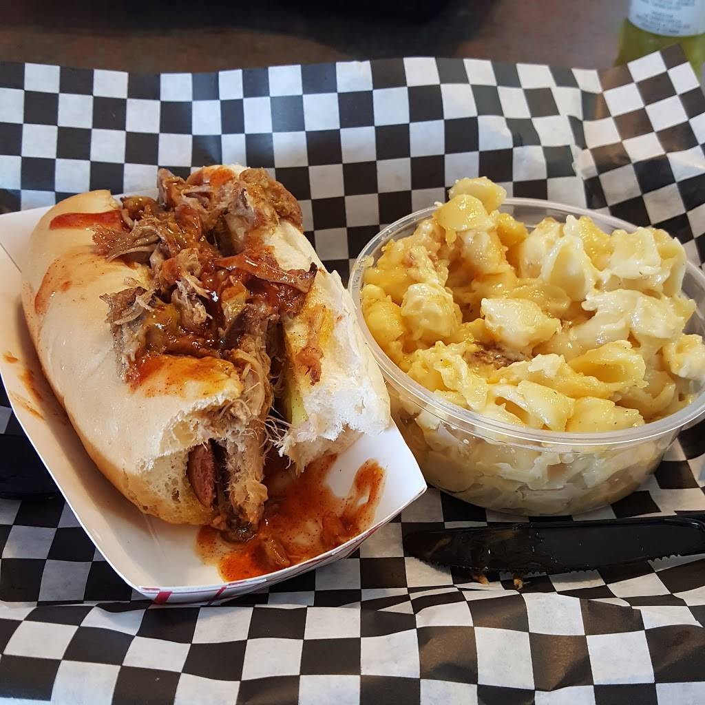 Q Dogs | restaurant | 619 N Pinellas Ave, Tarpon Springs, FL 34689, USA | 7279403422 OR +1 727-940-3422