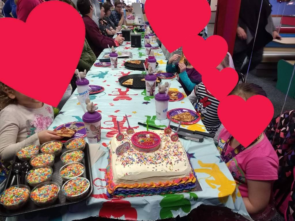 Chuck E. Cheese | restaurant | 438 Grand Canyon Dr, Madison, WI 53719, USA | 6088292000 OR +1 608-829-2000