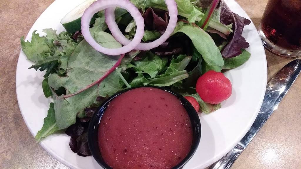 Lukes Grille | restaurant | 388 Thompson Creek Mall, Stevensville, MD 21666, USA | 4106439435 OR +1 410-643-9435