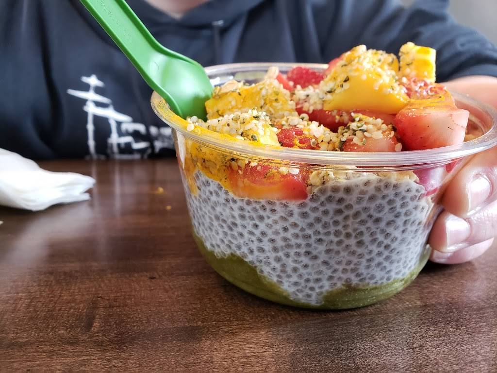 UBAR Coffee & Açaí Bowls | cafe | 10407 Main St, Fairfax, VA 22030, USA | 7032182402 OR +1 703-218-2402