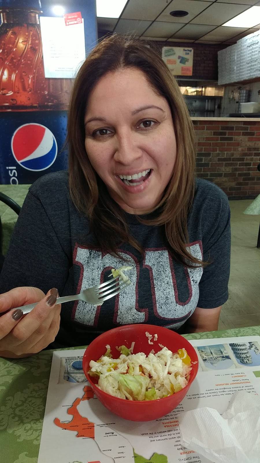 Russos Pizza Shop | restaurant | 713 E Main St B, Bridgewater, NJ 08807, USA | 7324690625 OR +1 732-469-0625