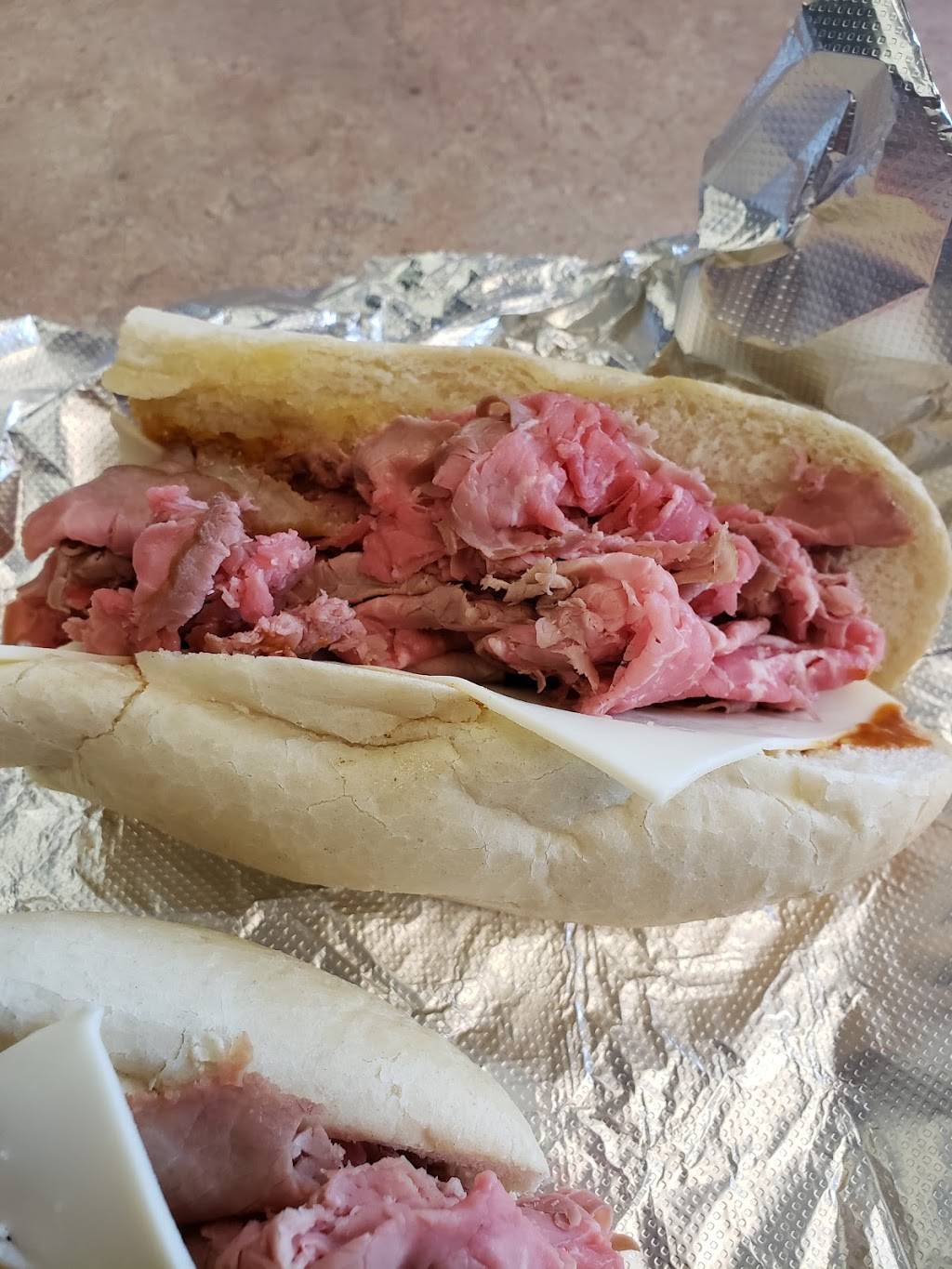 Giovannis Roast Beef and Pizza | meal takeaway | 331 Boston Rd, North Billerica, MA 01862, USA | 9786675600 OR +1 978-667-5600