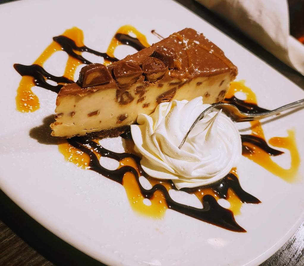 Red Rock Canyon | restaurant | 365 N Front St, Belleville, ON K8P 5A5, Canada | 6139668210 OR +1 613-966-8210