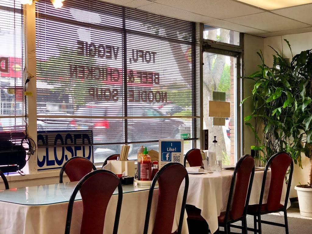 Phở Vietnam | restaurant | 7040 15th Ave NW, Seattle, WA 98117, USA | 2067834310 OR +1 206-783-4310
