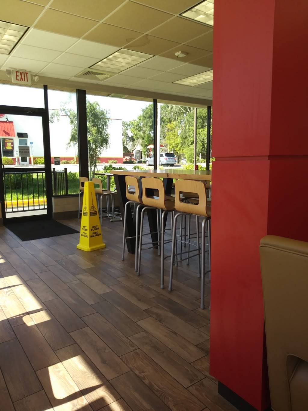 Burger King | restaurant | 1201 N 14th St, Leesburg, FL 34748, USA | 3527282491 OR +1 352-728-2491