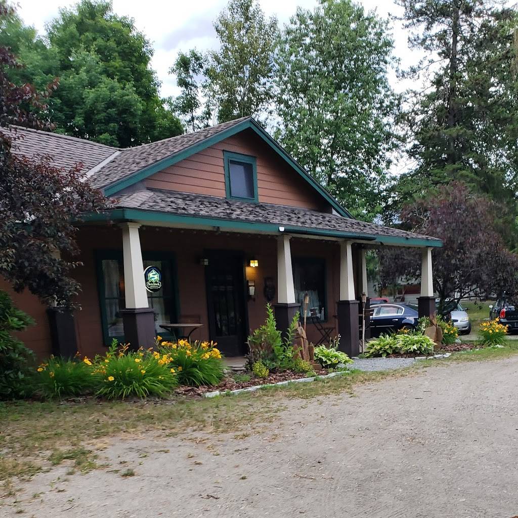 The Owl at Twilight | restaurant | 1322 Co Rd 29, Olmstedville, NY 12857, USA | 5182514696 OR +1 518-251-4696