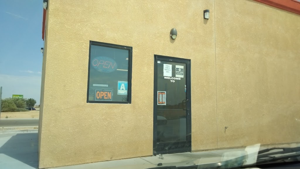 Carolyns Southern Kitchen | restaurant | 9692 California City Blvd, California City, CA 93505, USA | 7602840029 OR +1 760-284-0029