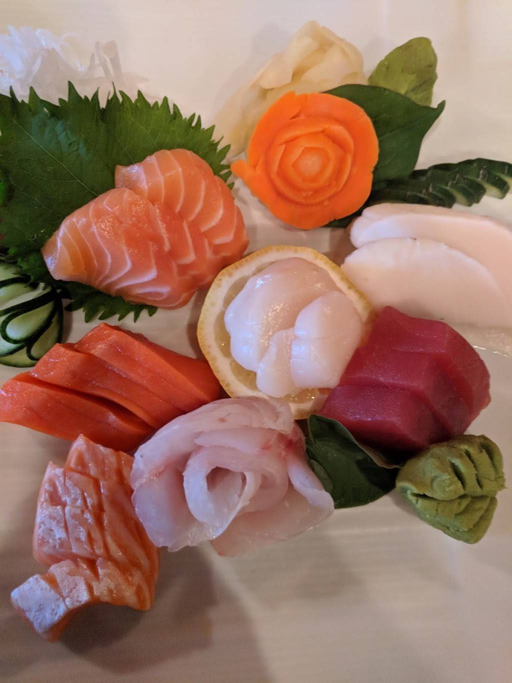 Katoreya Sushi Restaurant | restaurant | 1864 Boulevard des Sources, Pointe-Claire, QC H9R 5B1, Canada | 5145054555 OR +1 514-505-4555