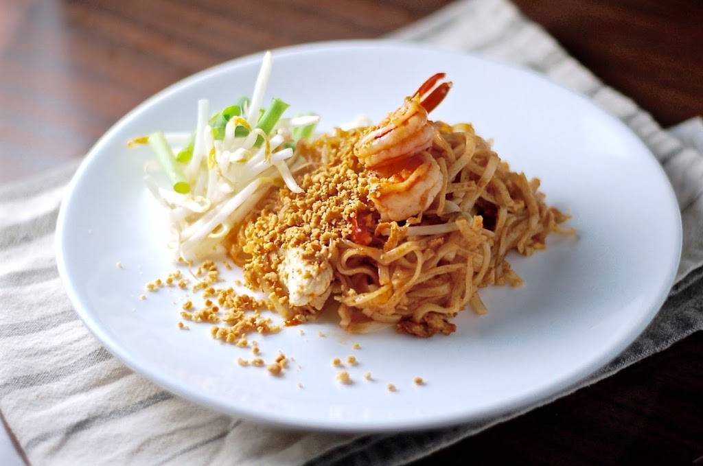 Coco Thai Kitchen | restaurant | 801 Thompsonville Rd, Suffield, CT 06078, USA | 8607587557 OR +1 860-758-7557