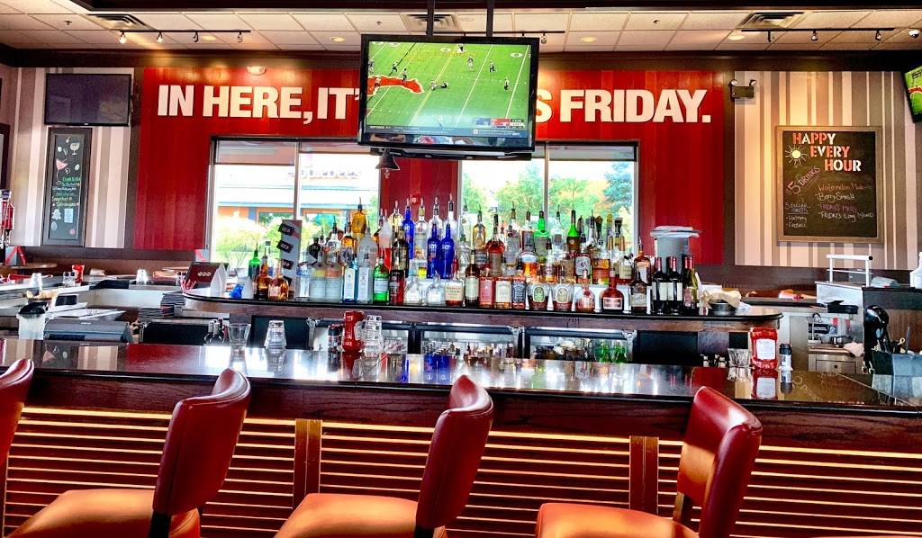 TGI Fridays | restaurant | 70 MA-146, Millbury, MA 01527, USA | 5088659189 OR +1 508-865-9189