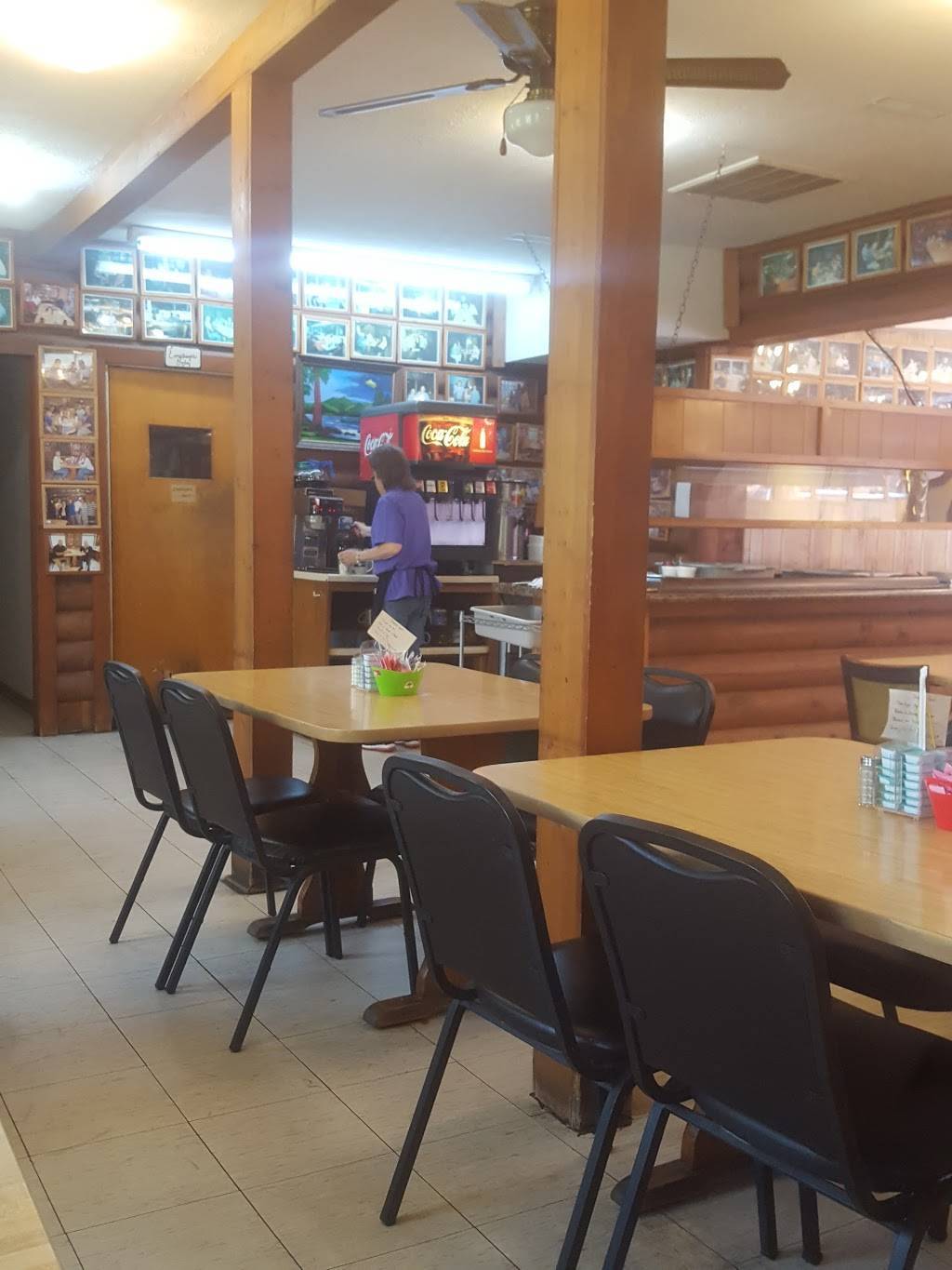 Rainbow Family Restaurant | restaurant | 1726 Jacksboro Pike, LaFollette, TN 37766, USA | 4235629237 OR +1 423-562-9237