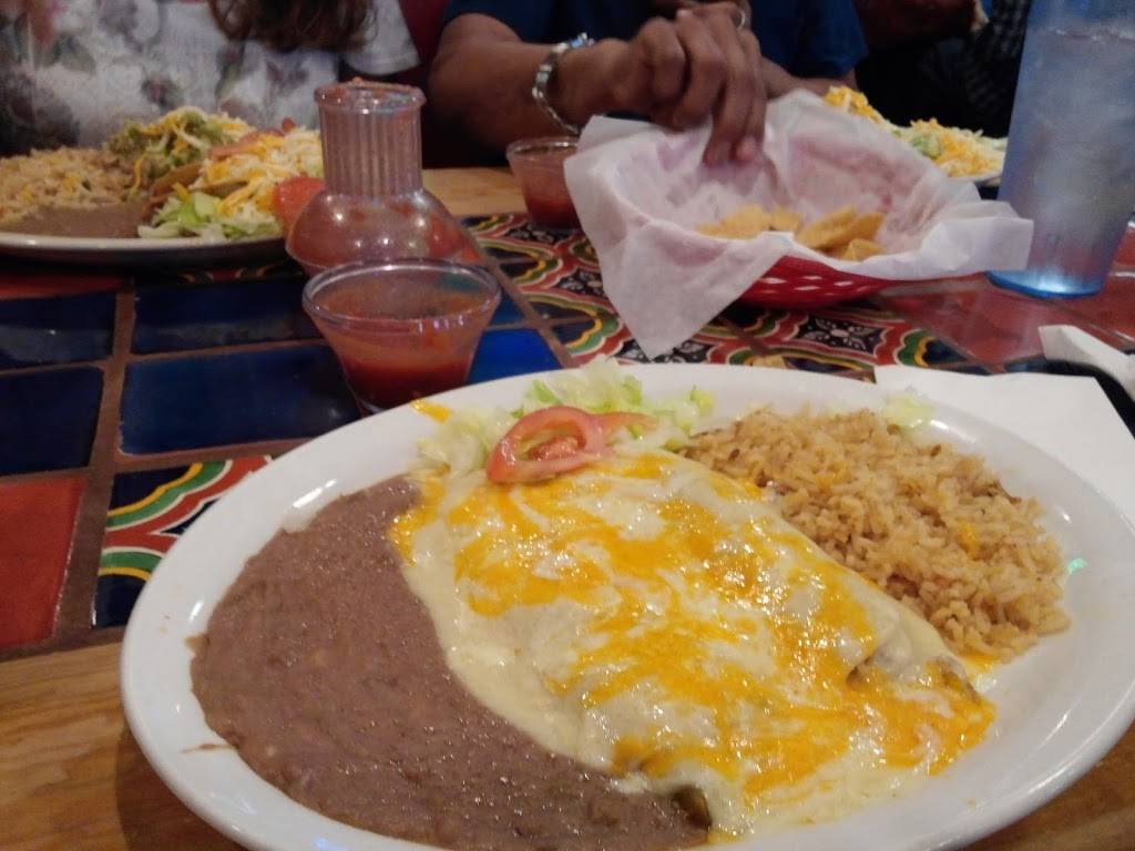 Chuys Mexican Restaurant | restaurant | 4441 River Oaks Blvd, Fort Worth, TX 76114, USA | 8176251107 OR +1 817-625-1107