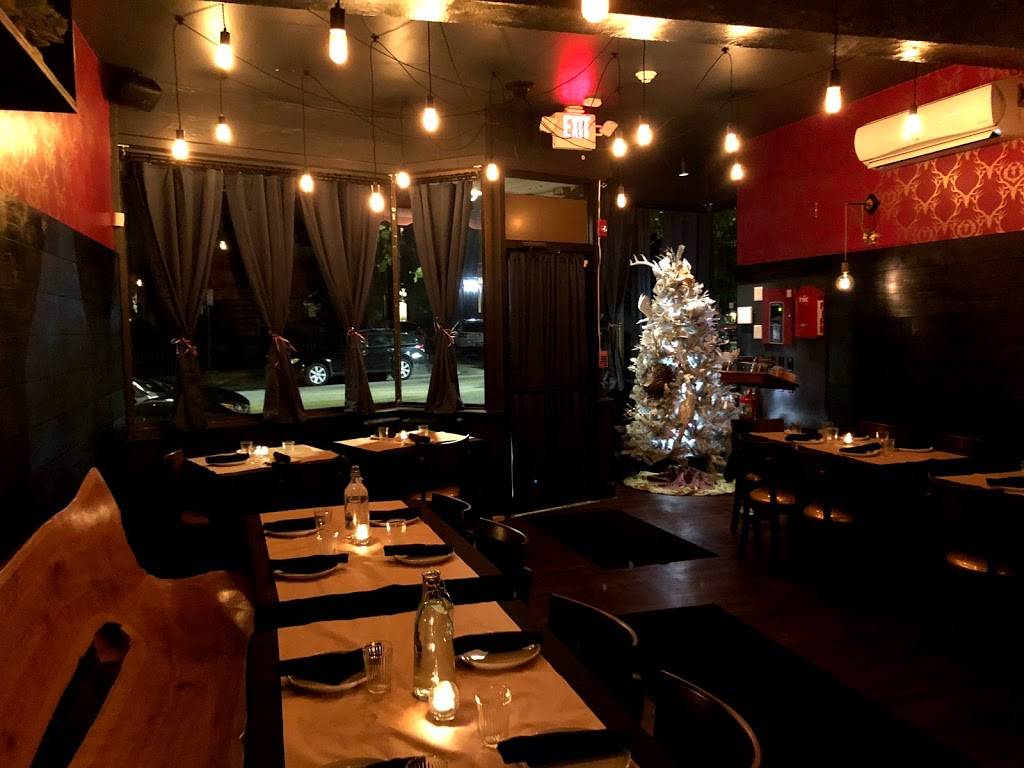 Great Northern BBQ Co | restaurant | 9 Parade St, Providence, RI 02909, USA | 4014211513 OR +1 401-421-1513