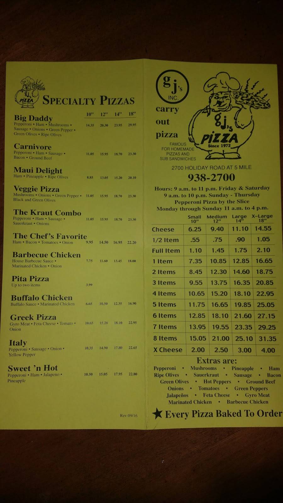 G Js Pizza & Market | restaurant | 2700 Holiday Rd, Traverse City, MI 49686, USA | 2319382700 OR +1 231-938-2700