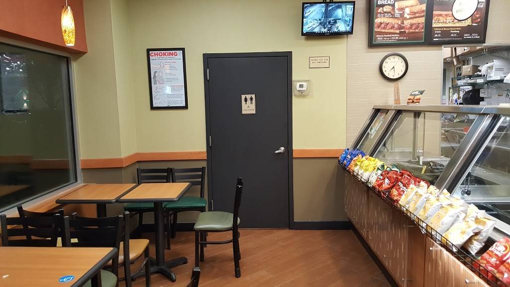 Subway | meal takeaway | 185-24A Horace Harding Expy, Queens, NY 11365, USA | 7188866333 OR +1 718-886-6333