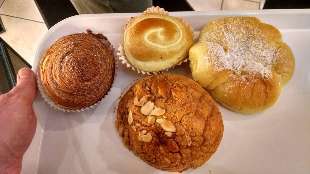 85C Bakery Cafe - Irvine | bakery | 2700 Alton Pkwy #123, Irvine, CA 92606, USA | 9495538585 OR +1 949-553-8585