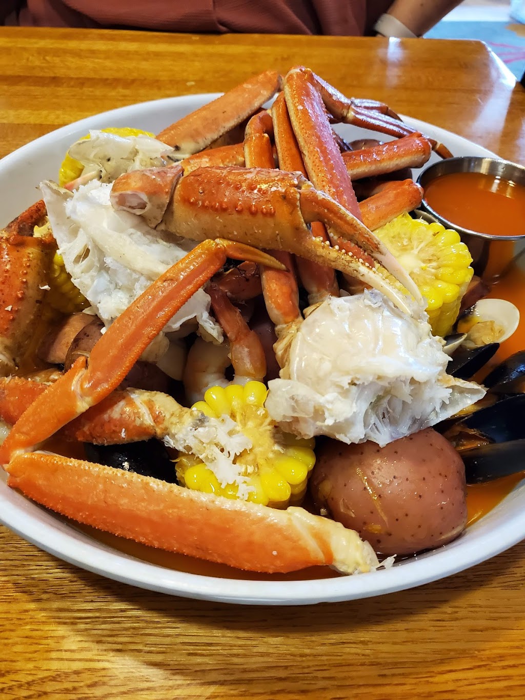 Lulus Seafood Kitchen | restaurant | 5911 R St, Little Rock, AR 72207, USA | 5016632388 OR +1 501-663-2388