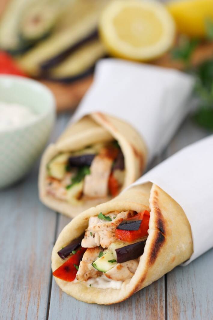 Med Wraps Cafe | restaurant | 4925 N Blackstone Ave, Fresno, CA 93726, USA | 5593696296 OR +1 559-369-6296