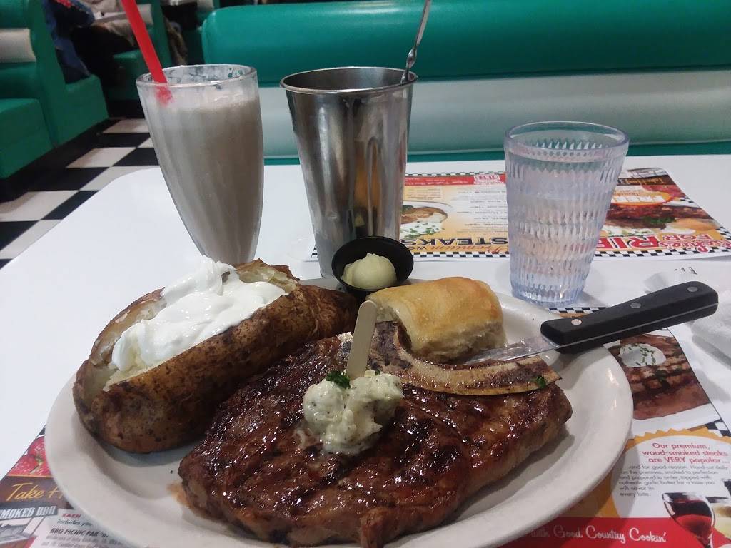 Richies Real American Diner | restaurant | 40651 Murrieta Hot Springs Rd, Murrieta, CA 92562, USA | 9516965504 OR +1 951-696-5504