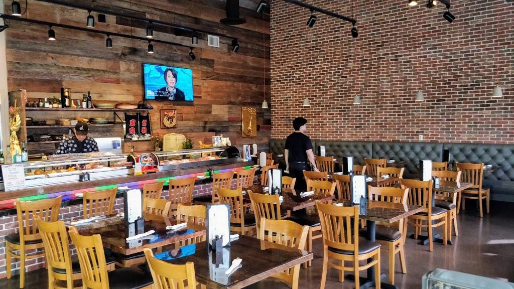 Siam Thai & Sushi | restaurant | 5460 E Bay Dr suite 100, Clearwater, FL 33764, USA | 7272210808 OR +1 727-221-0808