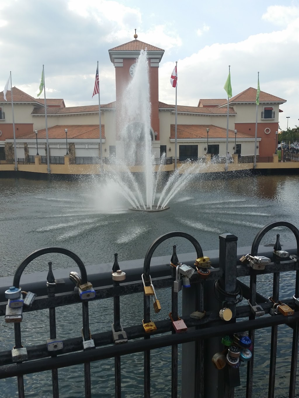 Outback Steakhouse | meal takeaway | 8405 Mills Dr Suite 209, Miami, FL 33183, USA | 3055966771 OR +1 305-596-6771