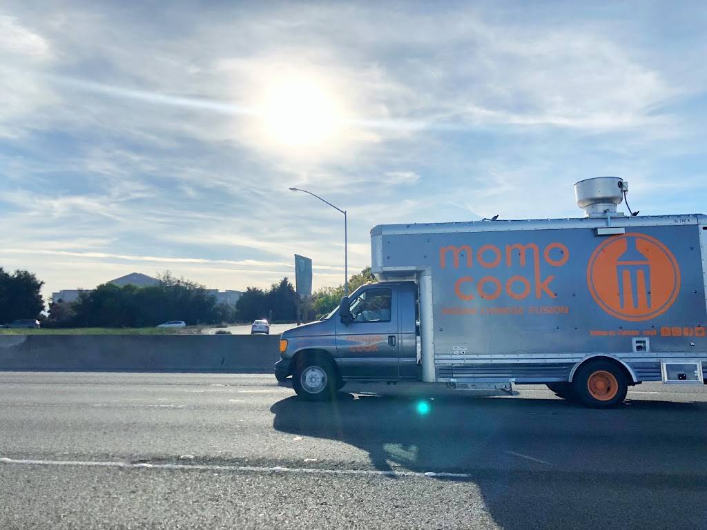 Momo Cook | restaurant | 3400 Mowry Ave, Fremont, CA 94536, USA | 6012126767 OR +1 601-212-6767