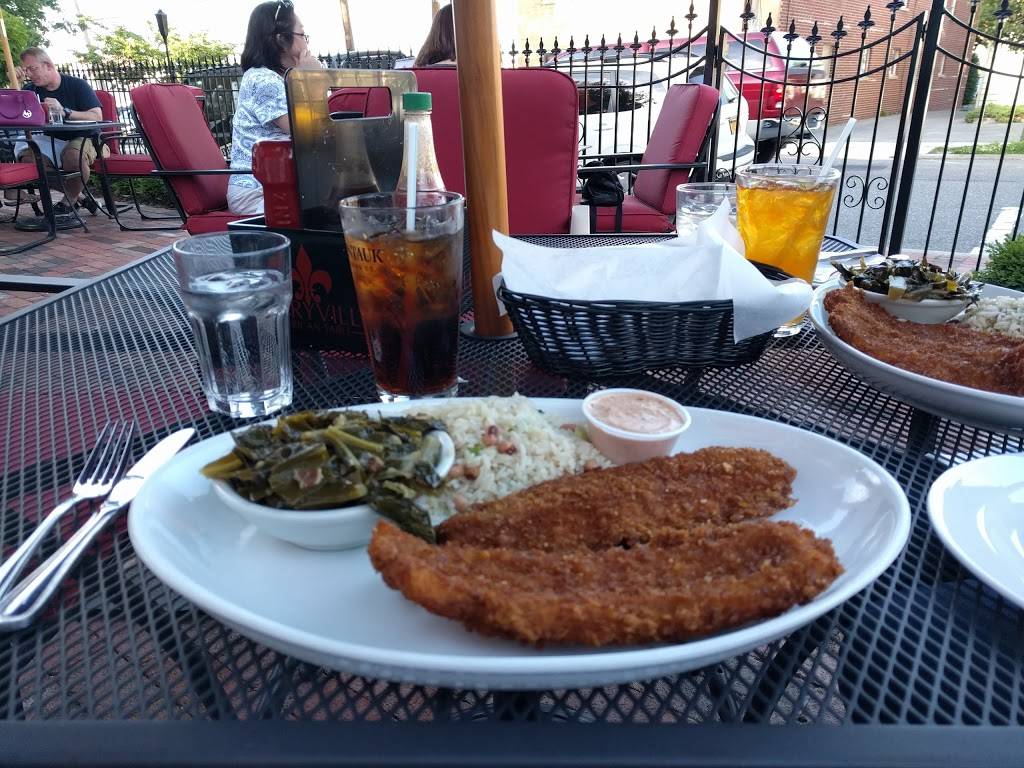 Finley’s Of Green Street | restaurant | 43 Green St, Huntington, NY 11743, USA | 6313513446 OR +1 631-351-3446