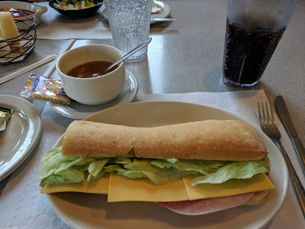 Avantis Ristorante | restaurant | 1301 W Main St, Peoria, IL 61606, USA | 3096744923 OR +1 309-674-4923