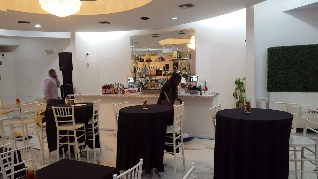 Leonas Palace | restaurant | 2029 Harrison St, Hollywood, FL 33020, USA | 9543429035 OR +1 954-342-9035