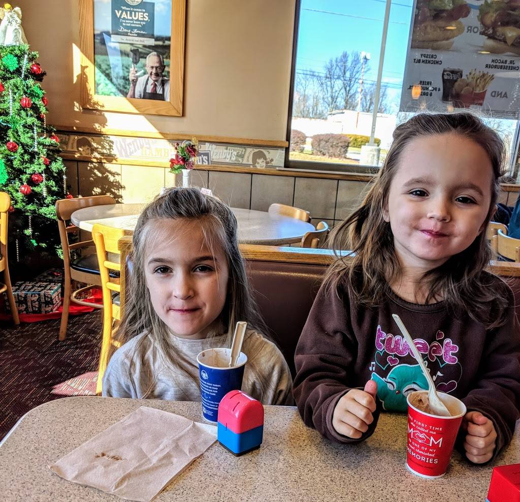 Wendys | restaurant | 6167 York Rd, New Oxford, PA 17350, USA | 7176242400 OR +1 717-624-2400