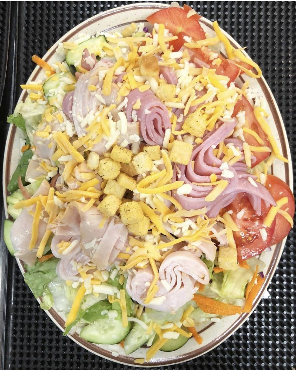 Toms Burgers Apple Valley | restaurant | 20781 Bear Valley Rd, Apple Valley, CA 92308, USA | 7602409022 OR +1 760-240-9022