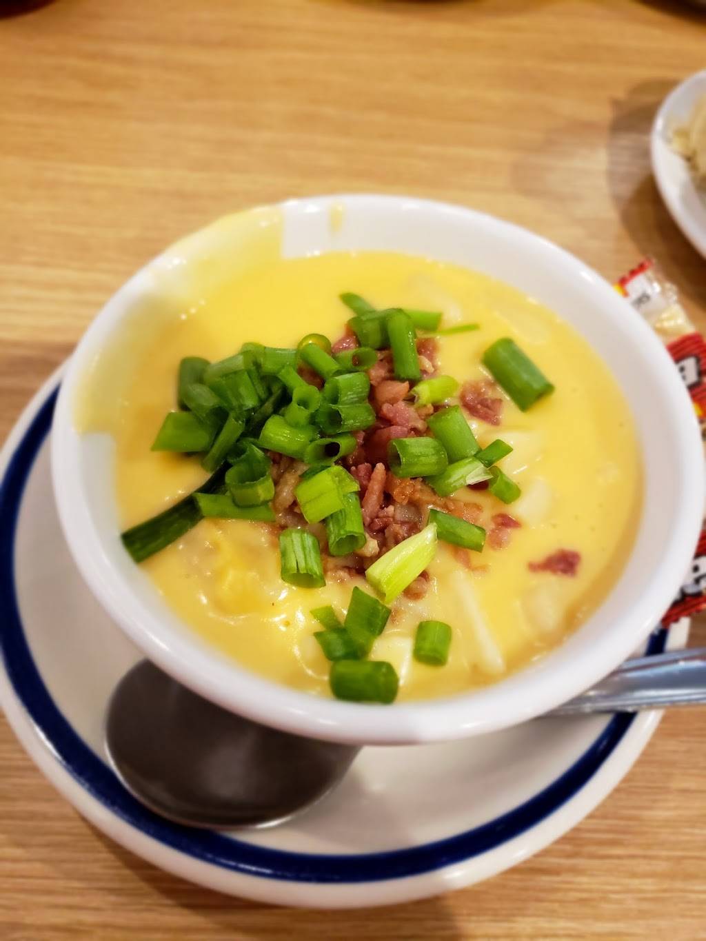 Bob Evans | restaurant | Inside Travel America, 10679 Lancaster Rd, Hebron, OH 43025, USA | 7404672288 OR +1 740-467-2288