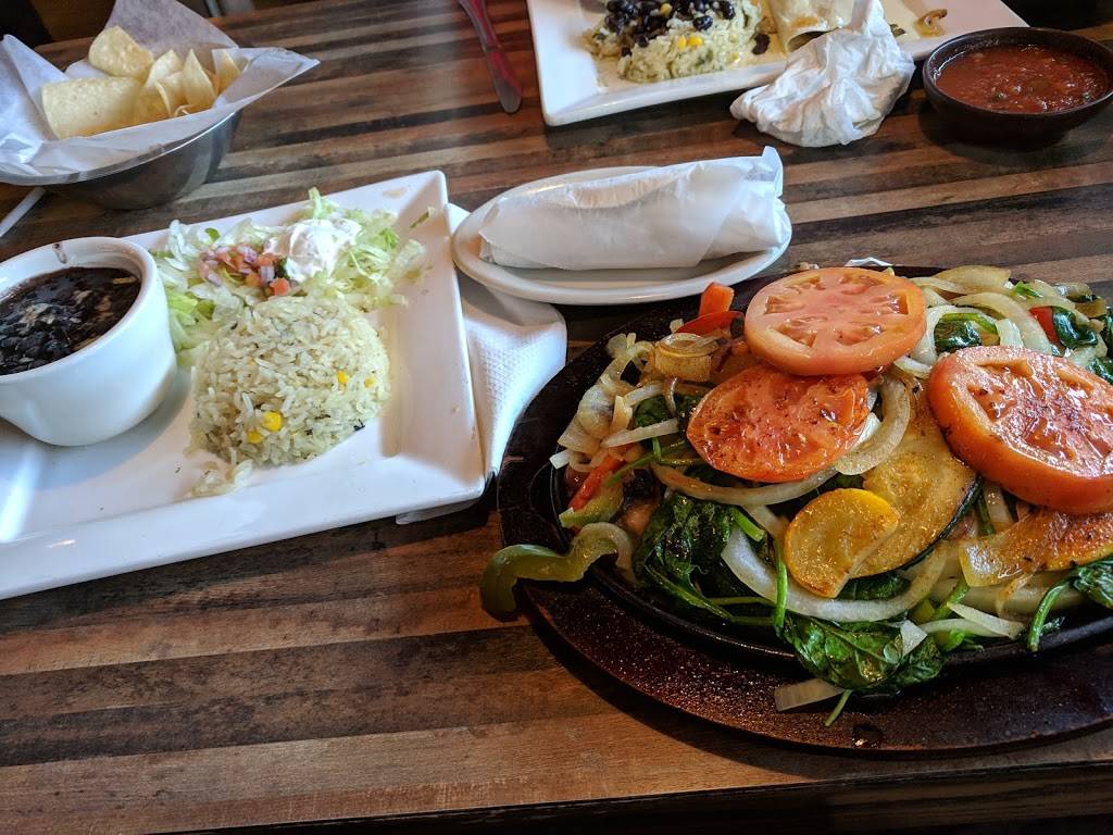 Luna Maya Mexican Cantina | restaurant | 1575 Crater Lake Dr #550, Kennesaw, GA 30152, USA | 4706891460 OR +1 470-689-1460