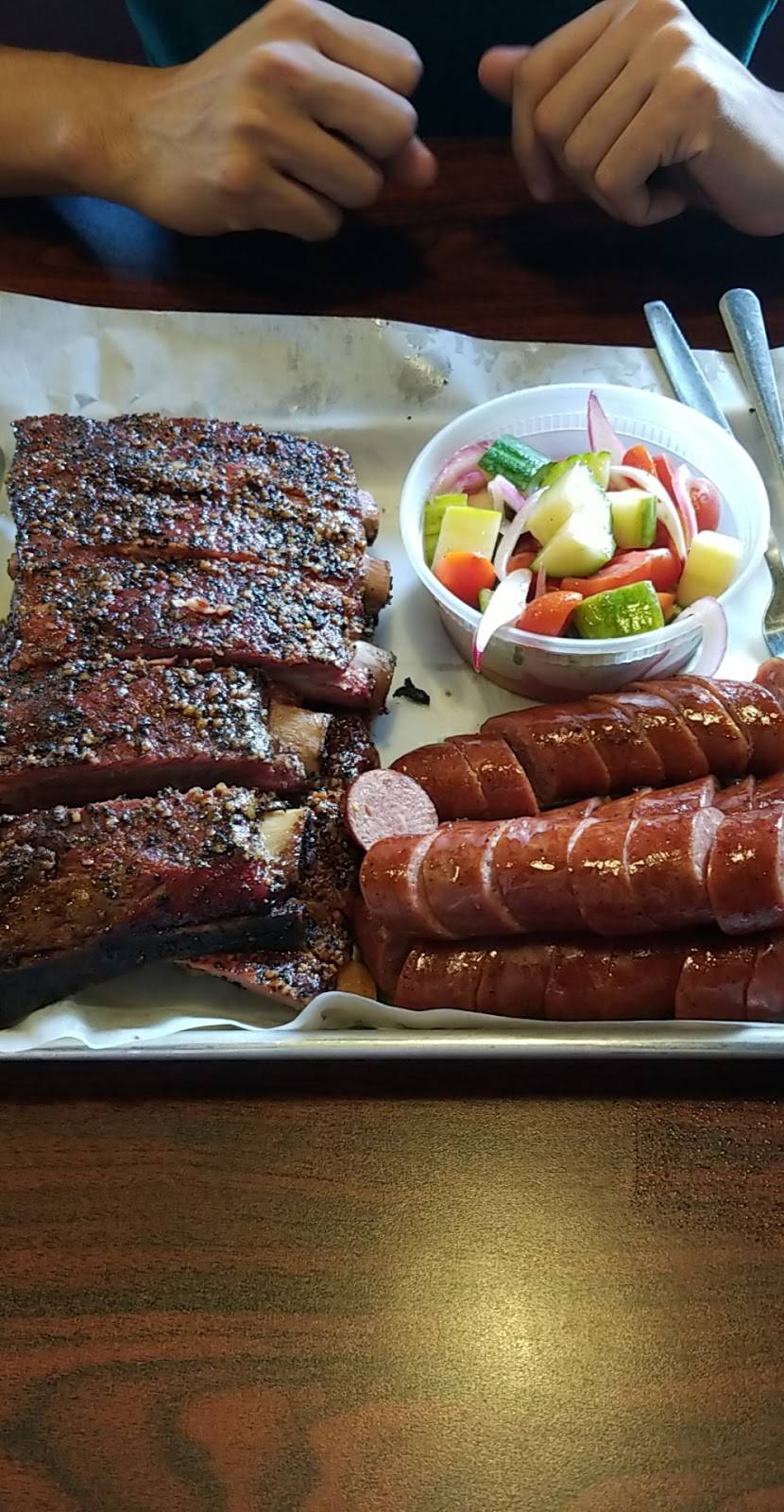 Slow Bone BBQ | restaurant | 2234 Irving Blvd, Dallas, TX 75207, USA | 2143777727 OR +1 214-377-7727