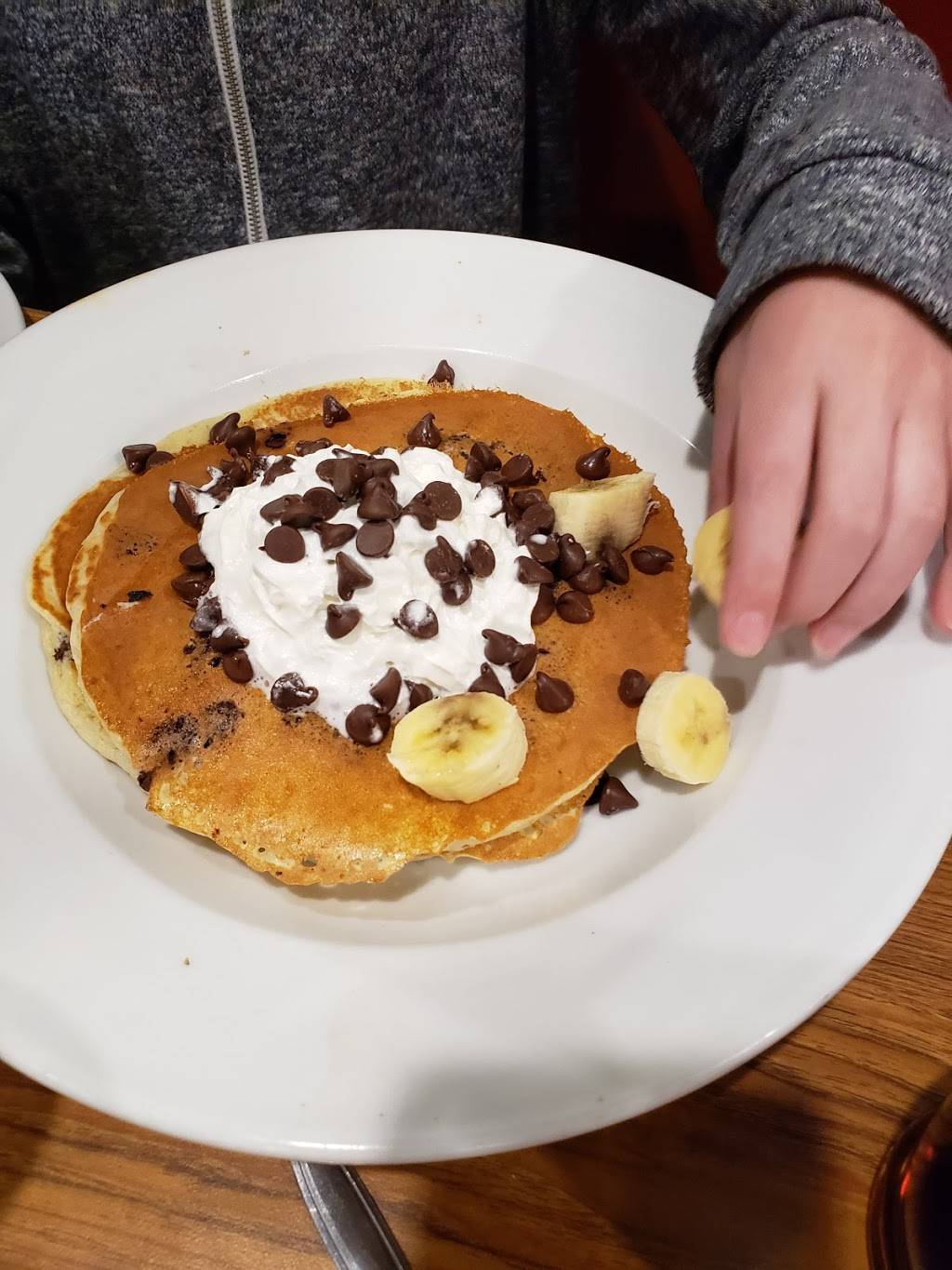 Dennys | restaurant | 8695 Jack Carnes Way, North St, French Lick, IN 47432, USA | 8129366030 OR +1 812-936-6030