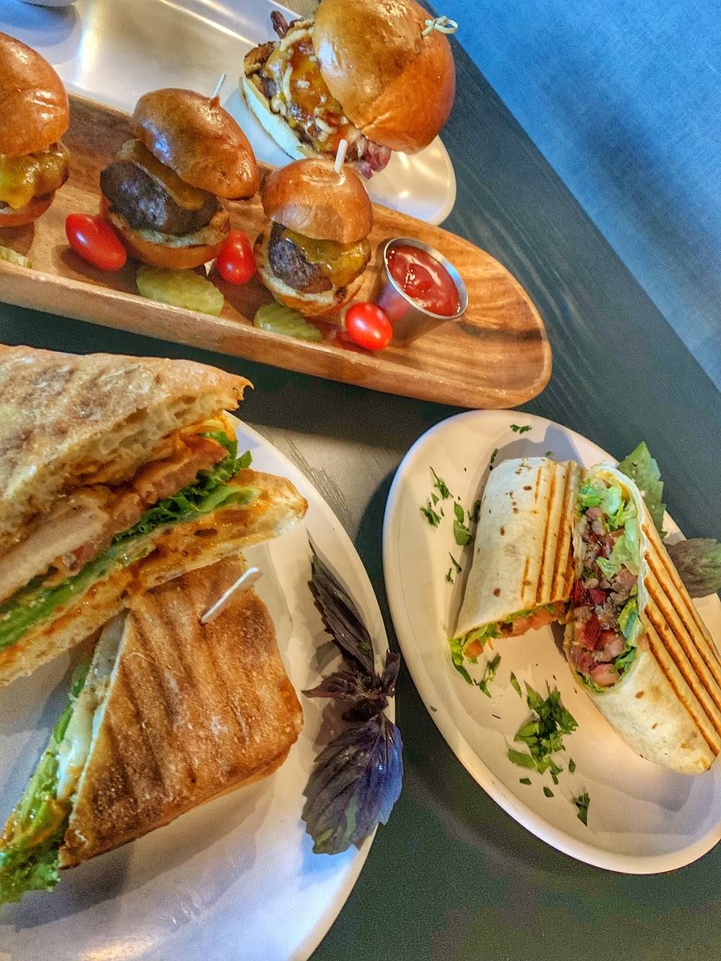 Muddle & Twist | restaurant | 10865 W Magnolia Blvd, North Hollywood, CA 91601, USA | 8187540030 OR +1 818-754-0030