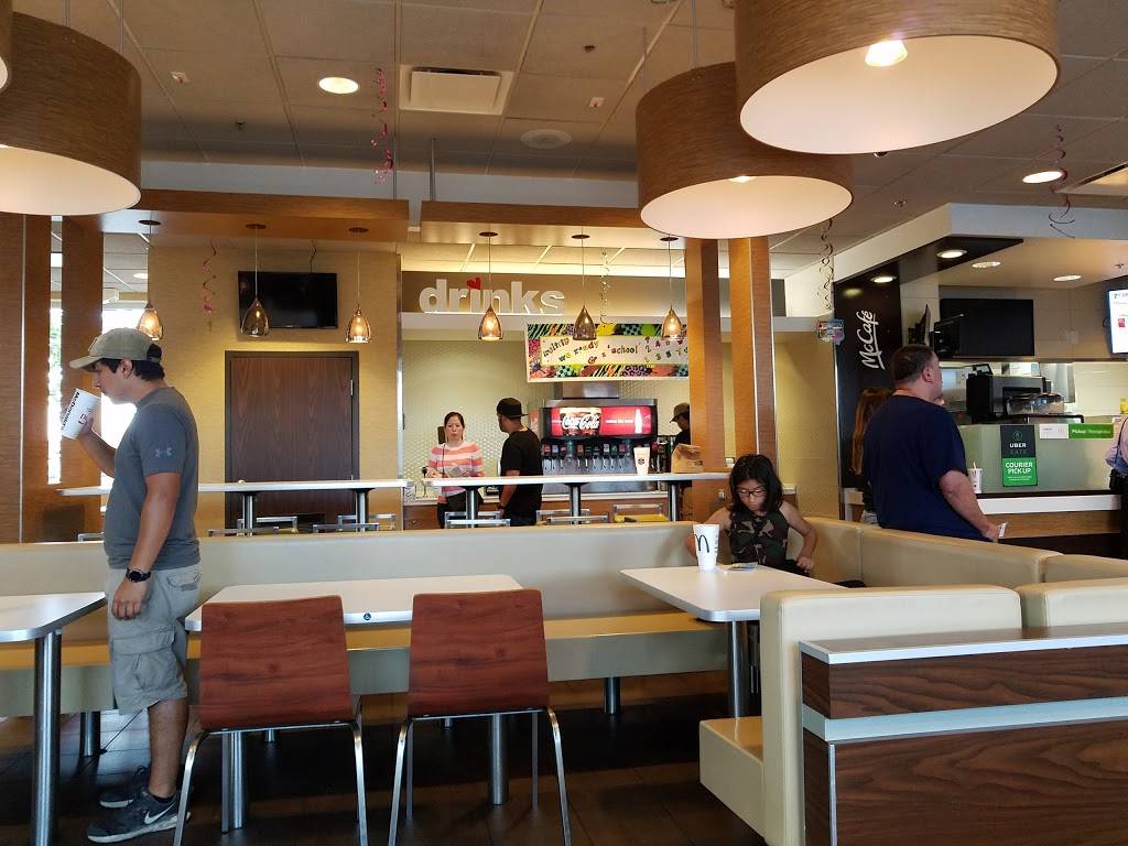 McDonalds | cafe | 3025 Ella Blvd, Houston, TX 77018, USA | 7138611341 OR +1 713-861-1341