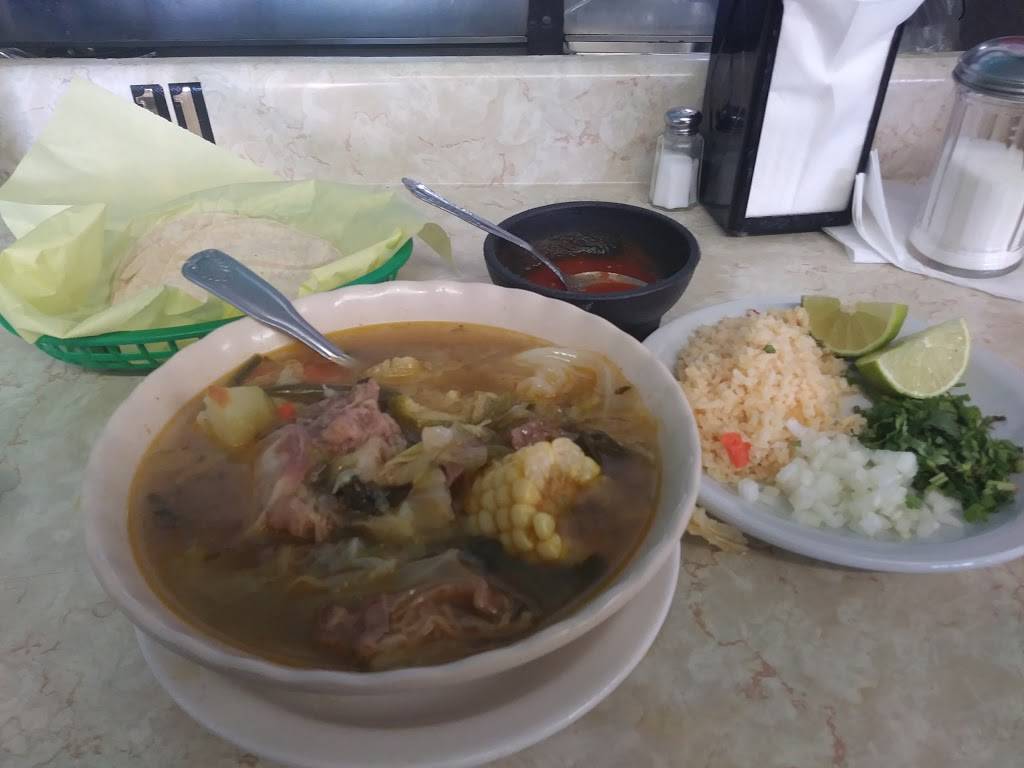 Cafecito Salv | restaurant | 412 W Anaheim St, Long Beach, CA 90813, USA | 5624326021 OR +1 562-432-6021